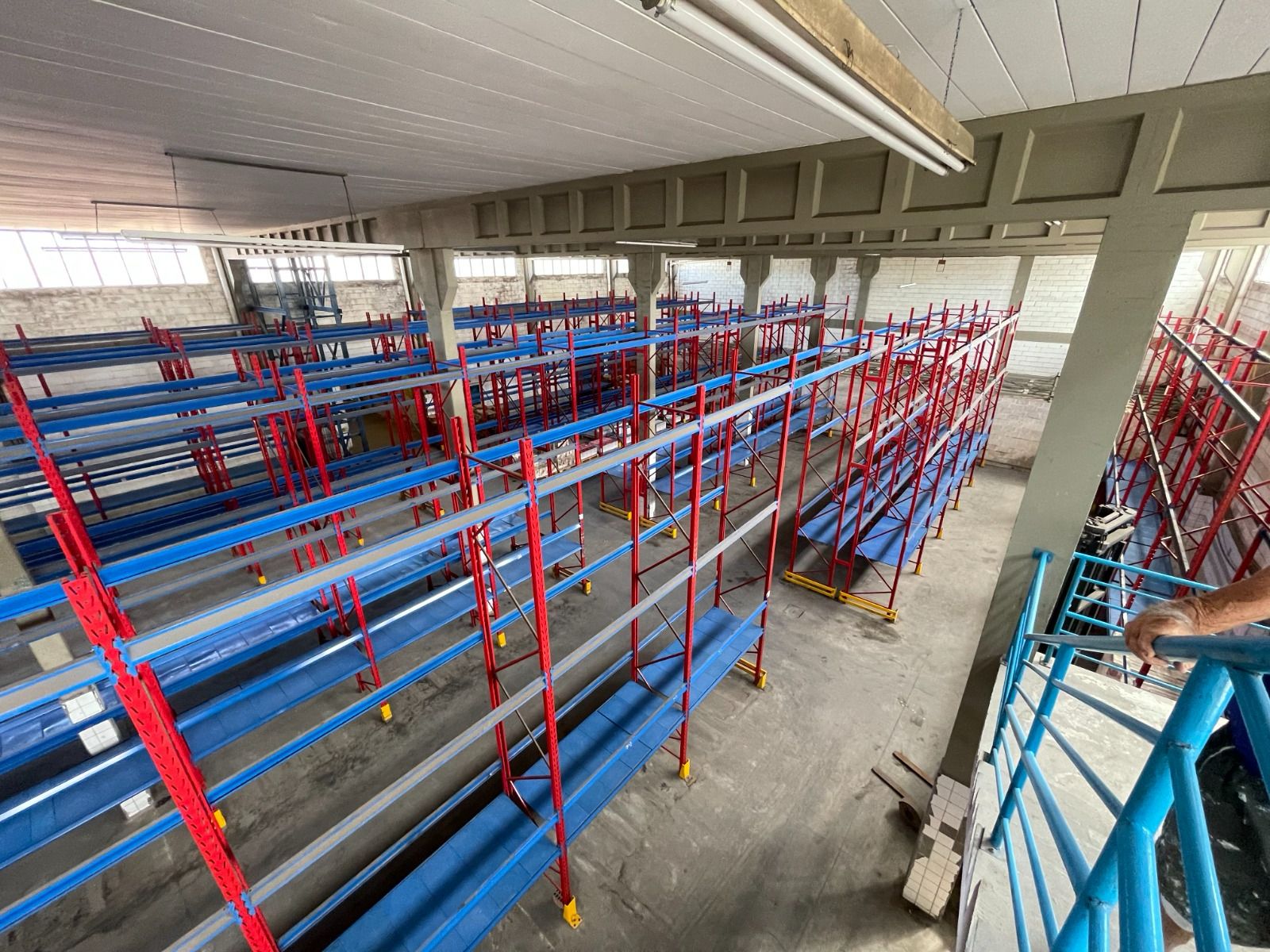 Galpões  6 mil metros² em Santa Mônica