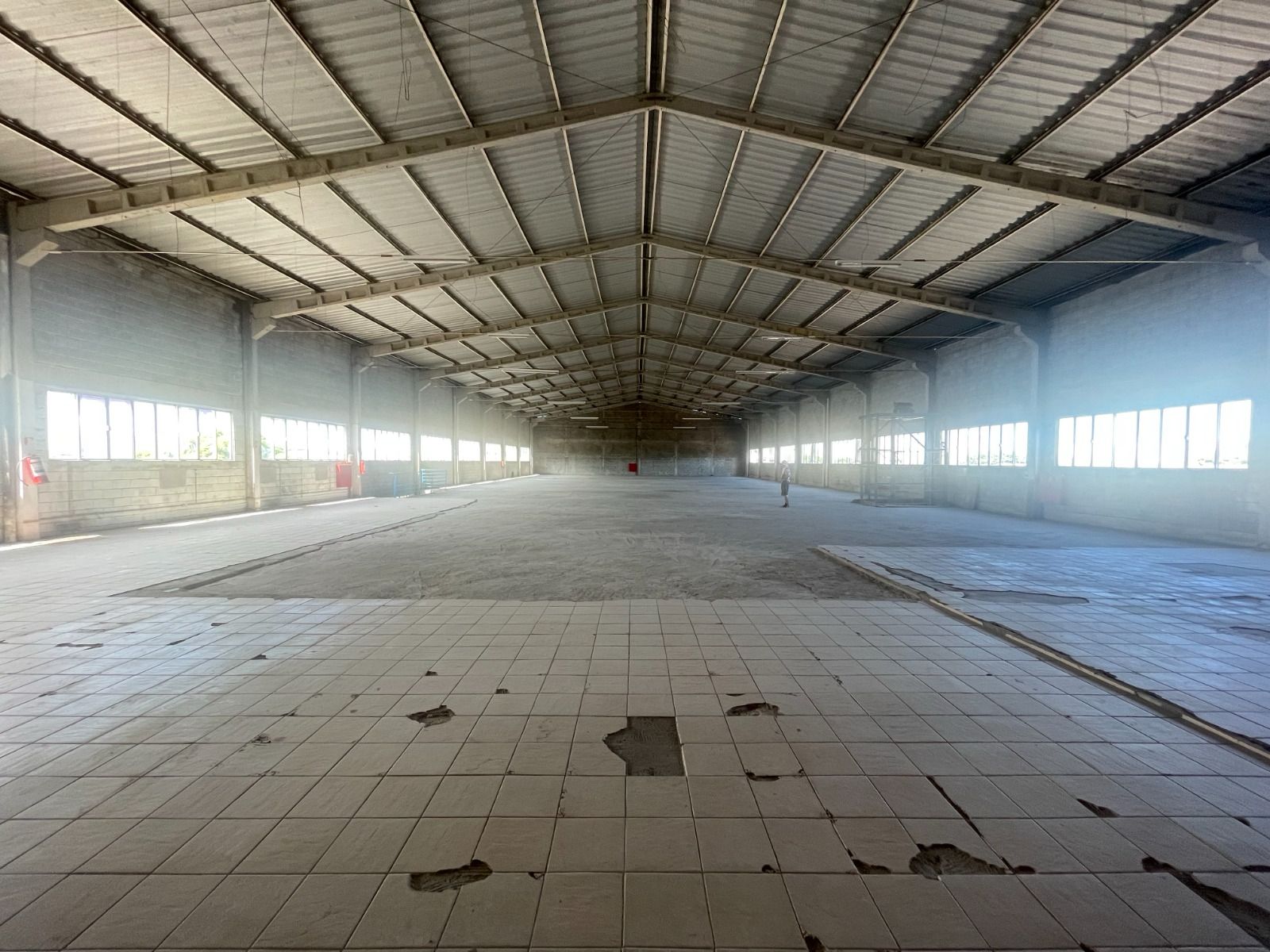 Galpões  6 mil metros² em Santa Mônica