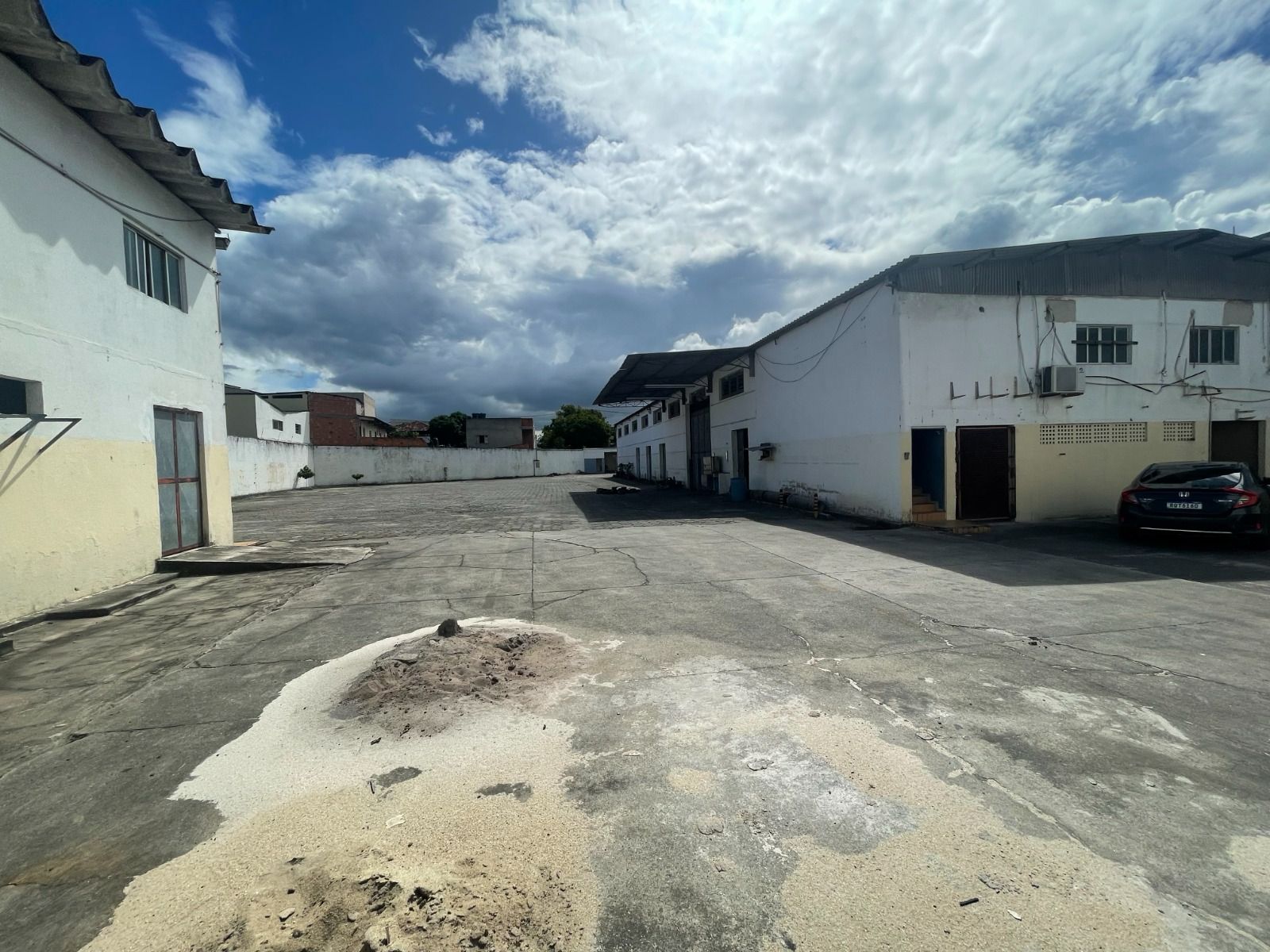 Galpões  6 mil metros² em Santa Mônica