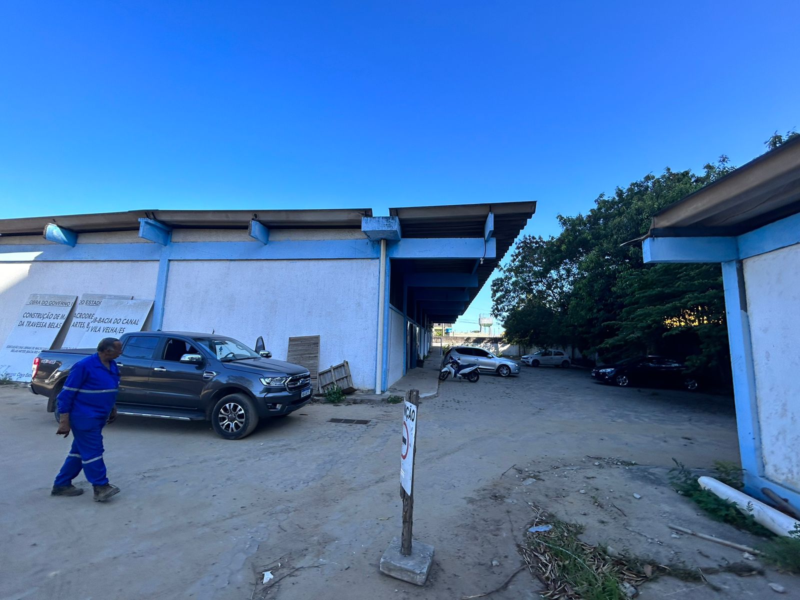Área com galpão de 10.000 m² na Lindenberg