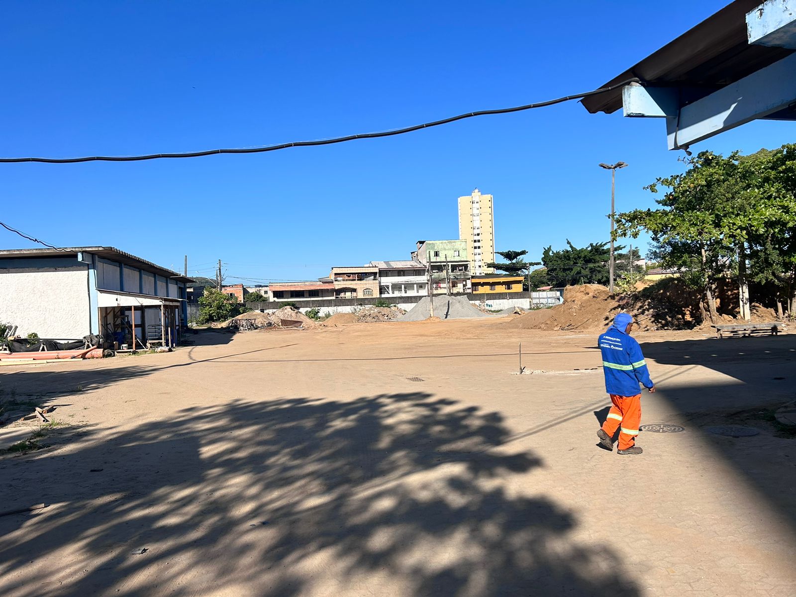 Área com galpão de 10.000 m² na Lindenberg