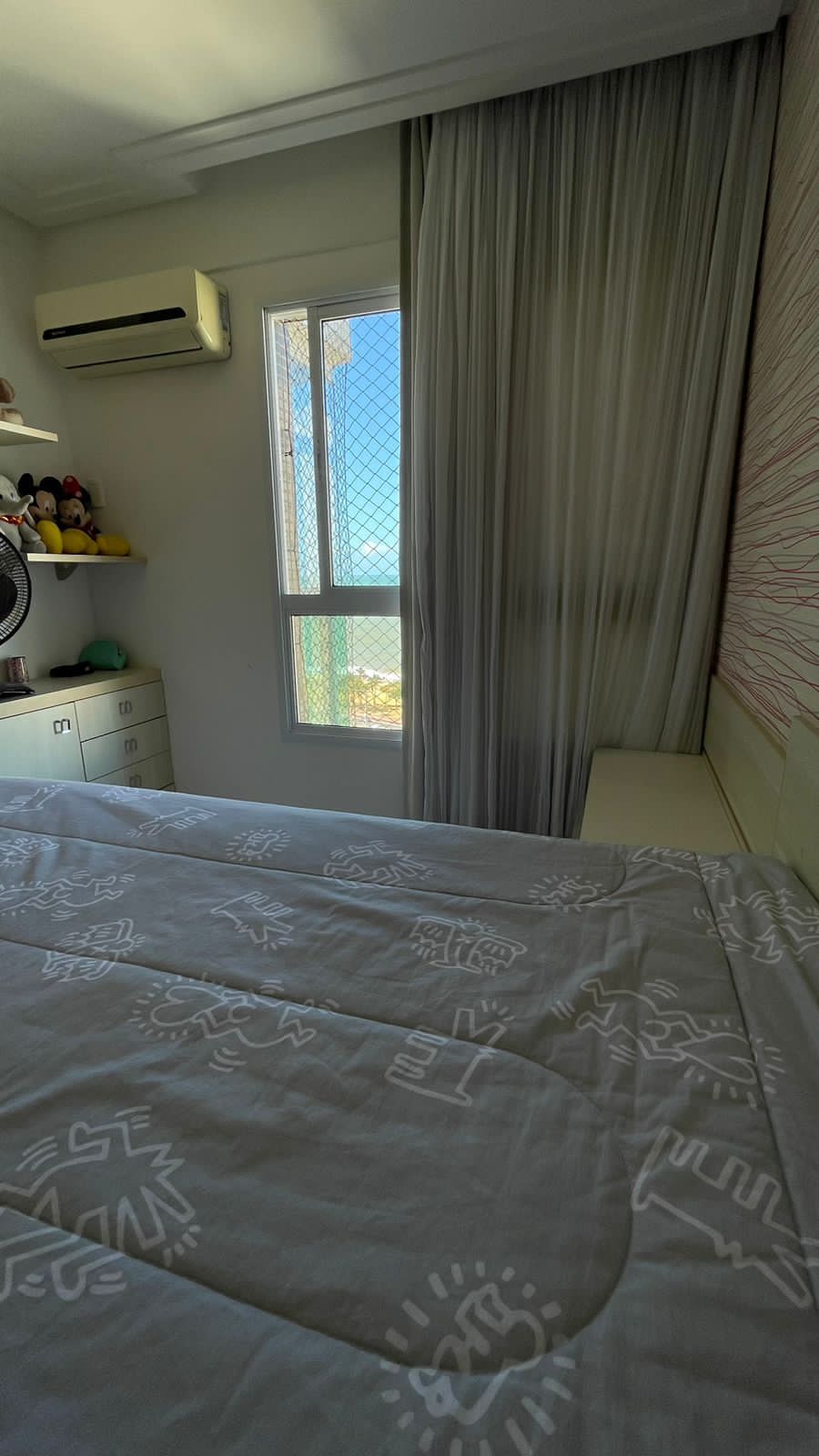 Apartamento de 03 Quartos com Suíte em Itapuã
