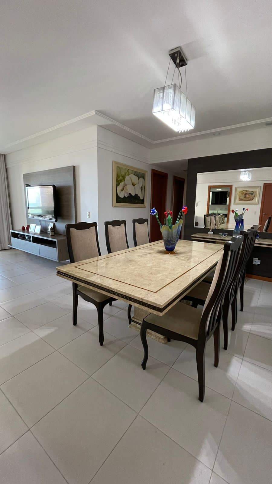 Apartamento de 03 Quartos com Suíte em Itapuã