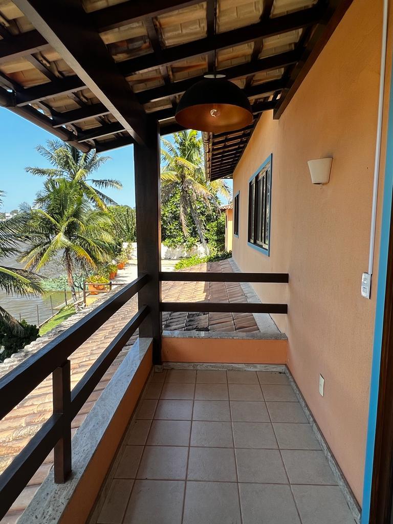 Casa com 6 Suítes em Meaípe