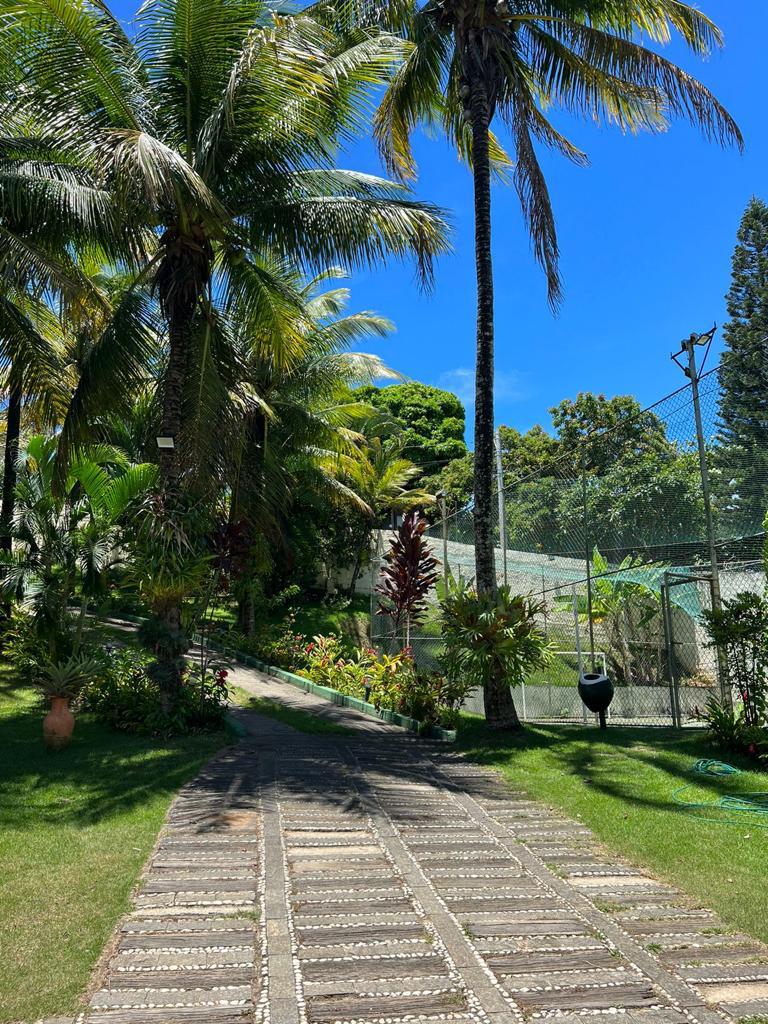Casa com 6 Suítes em Meaípe