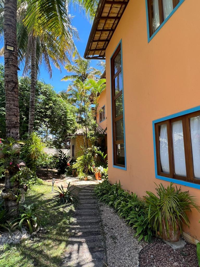 Casa com 6 Suítes em Meaípe