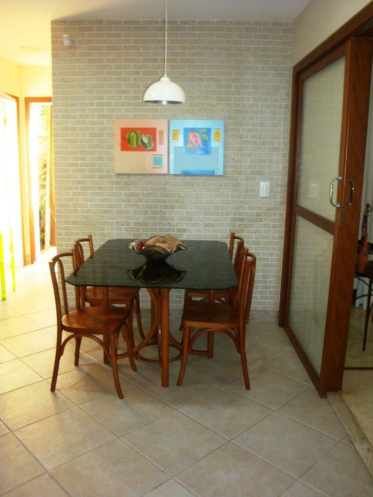 Casa com 6 Suítes em Meaípe