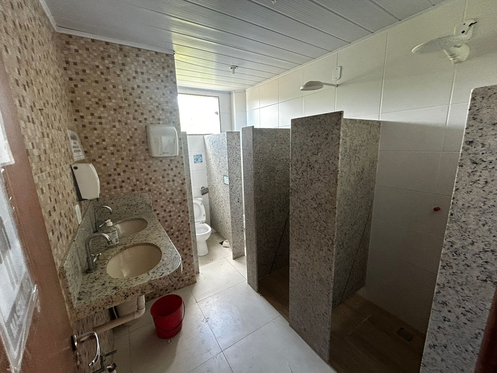 Galpão 300 m2 na Praia dos Recifes