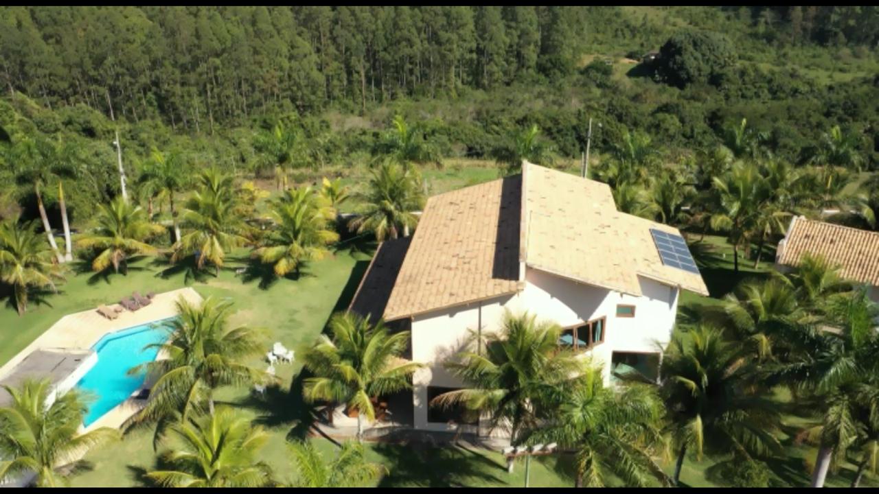 Casa com 05 Suítes em Guarapari