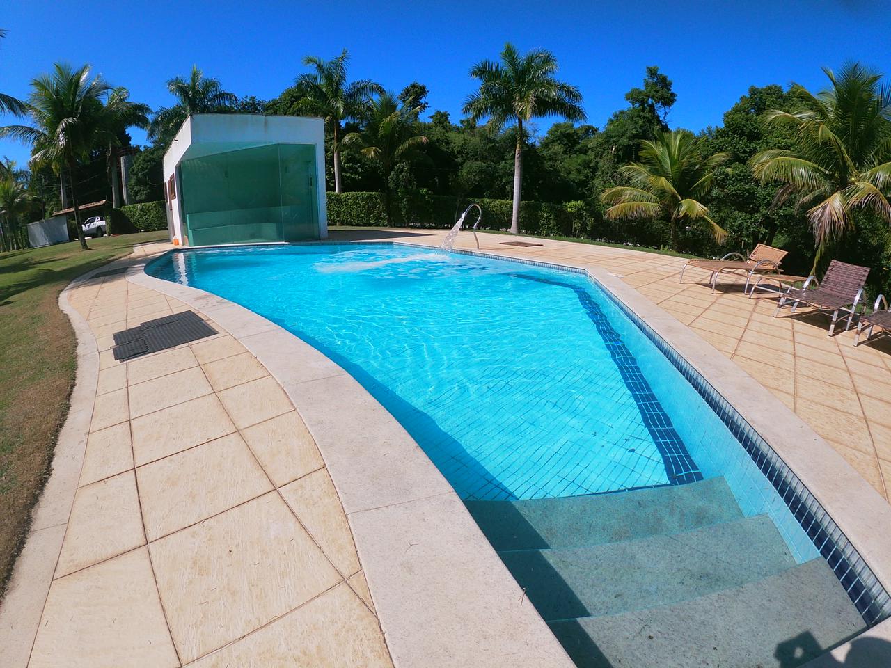 Casa com 05 Suítes em Guarapari