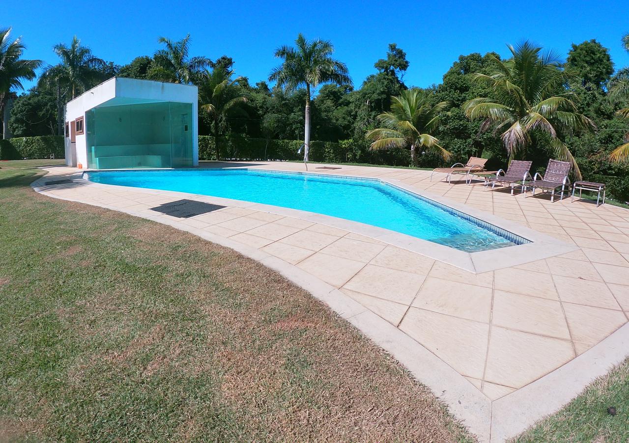 Casa com 05 Suítes em Guarapari