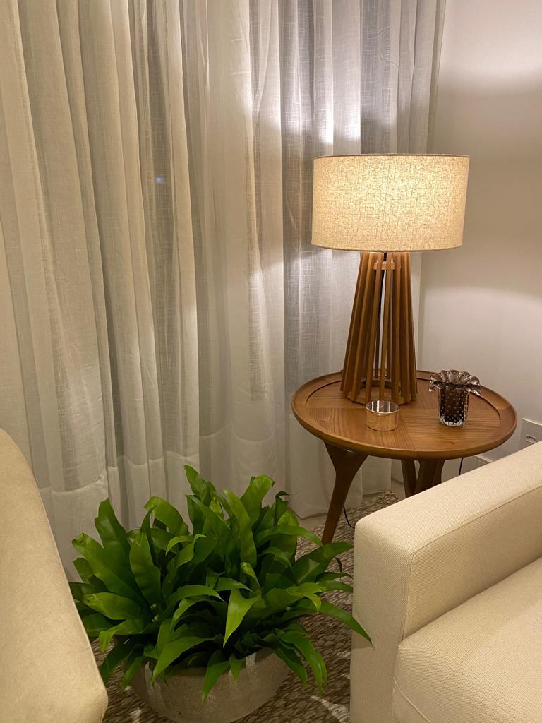 Apartamento de 03 Quartos com 3 Suítes na Praia da Costa 