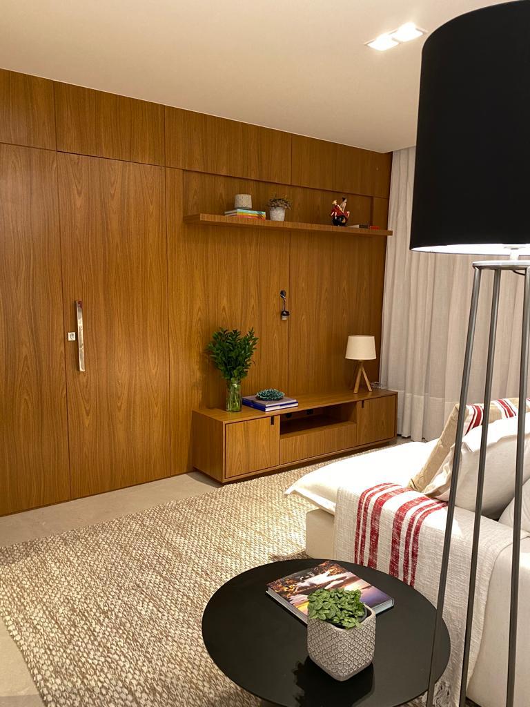 Apartamento de 03 Quartos com 3 Suítes na Praia da Costa 