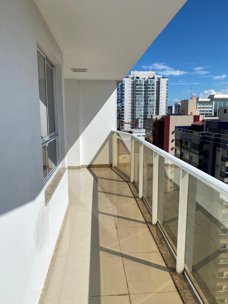 Apartamento 03 Quartos com Suíte na Praia da Costa