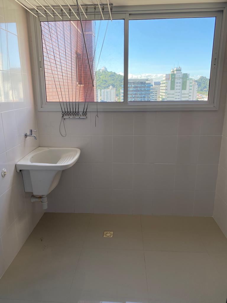 Apartamento 03 Quartos com Suíte na Praia da Costa