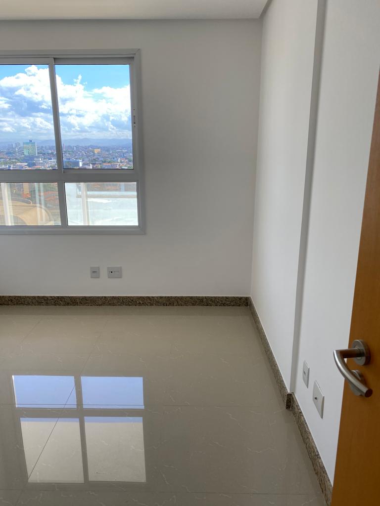 Apartamento 03 Quartos com Suíte na Praia da Costa