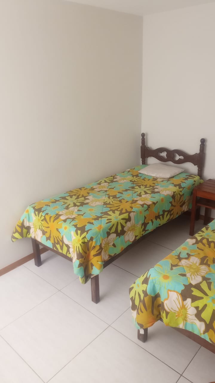 Apartamento de 03 Quartos com Suíte em Itapuã