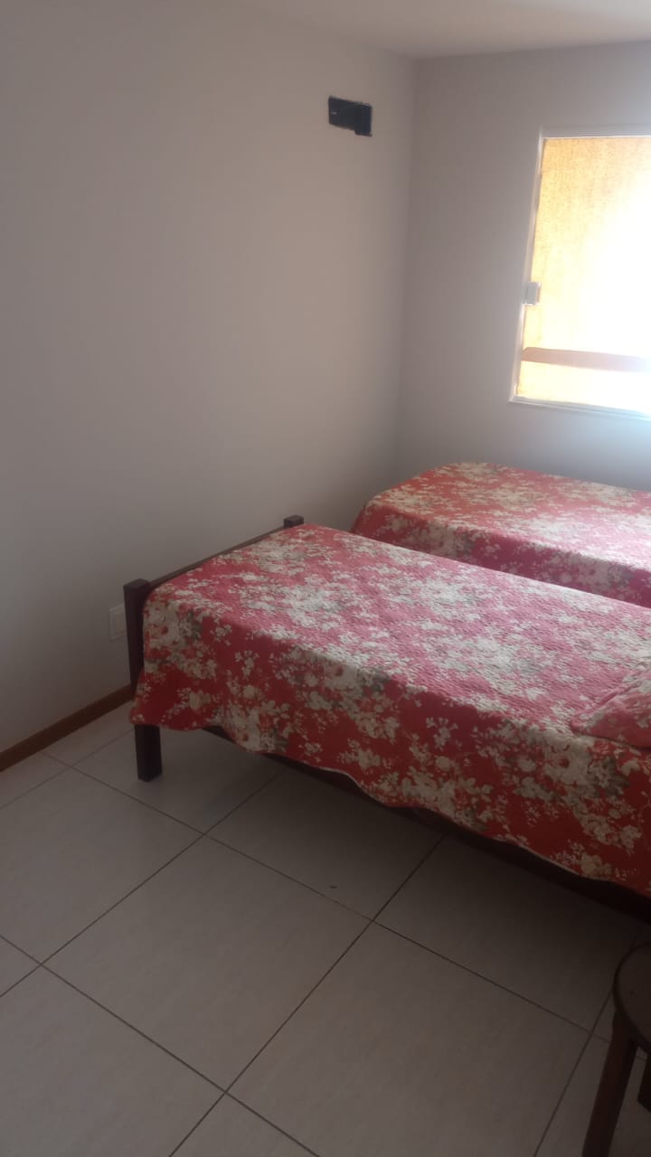 Apartamento de 03 Quartos com Suíte em Itapuã