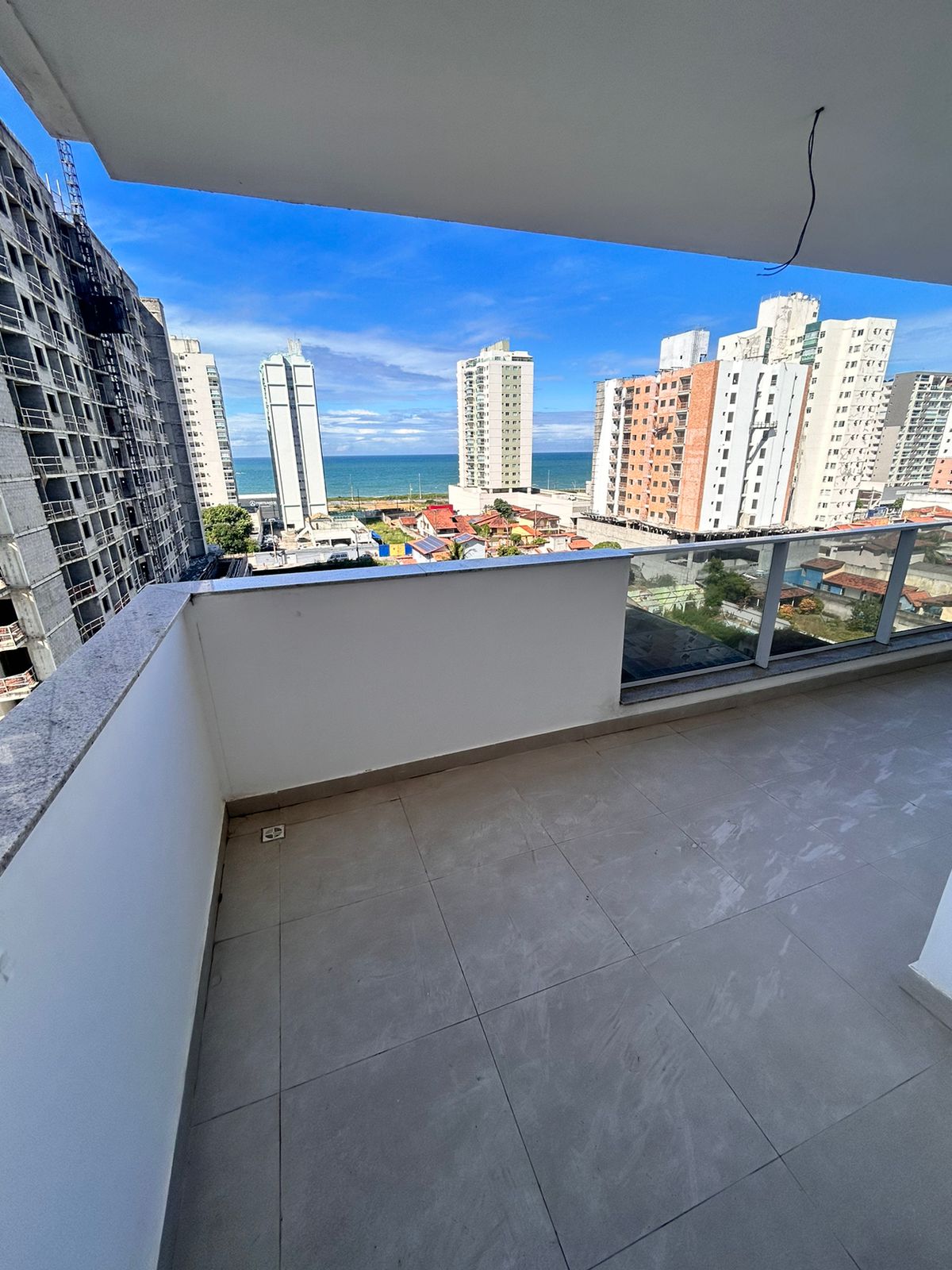 Apartamento de 03 Quartos com Suíte na Praia de Itaparica
