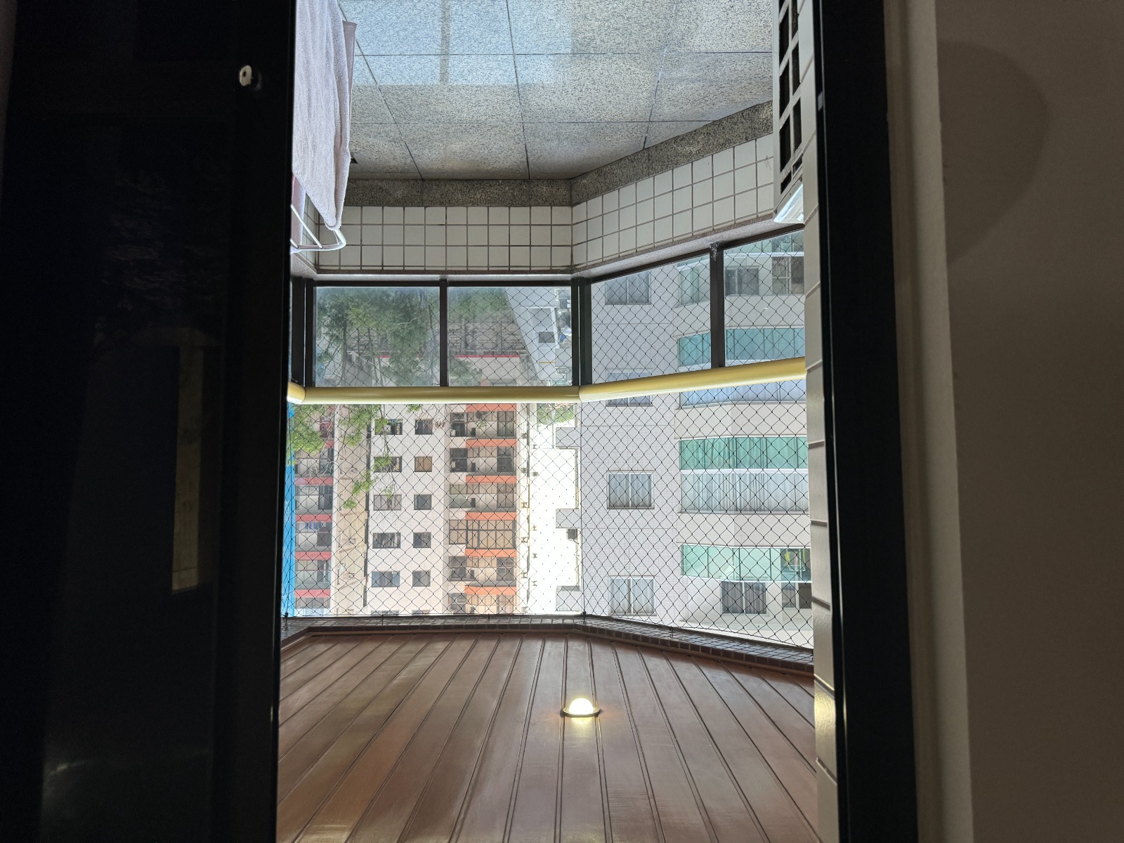 Apartamento de 04 Quantos com 02 Suítes na Praia da Costa