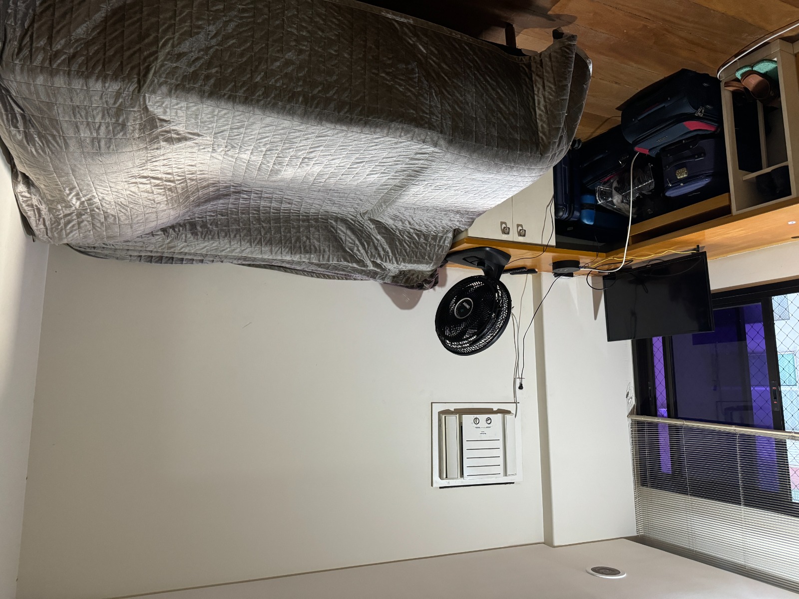 Apartamento de 04 Quantos com 02 Suítes na Praia da Costa