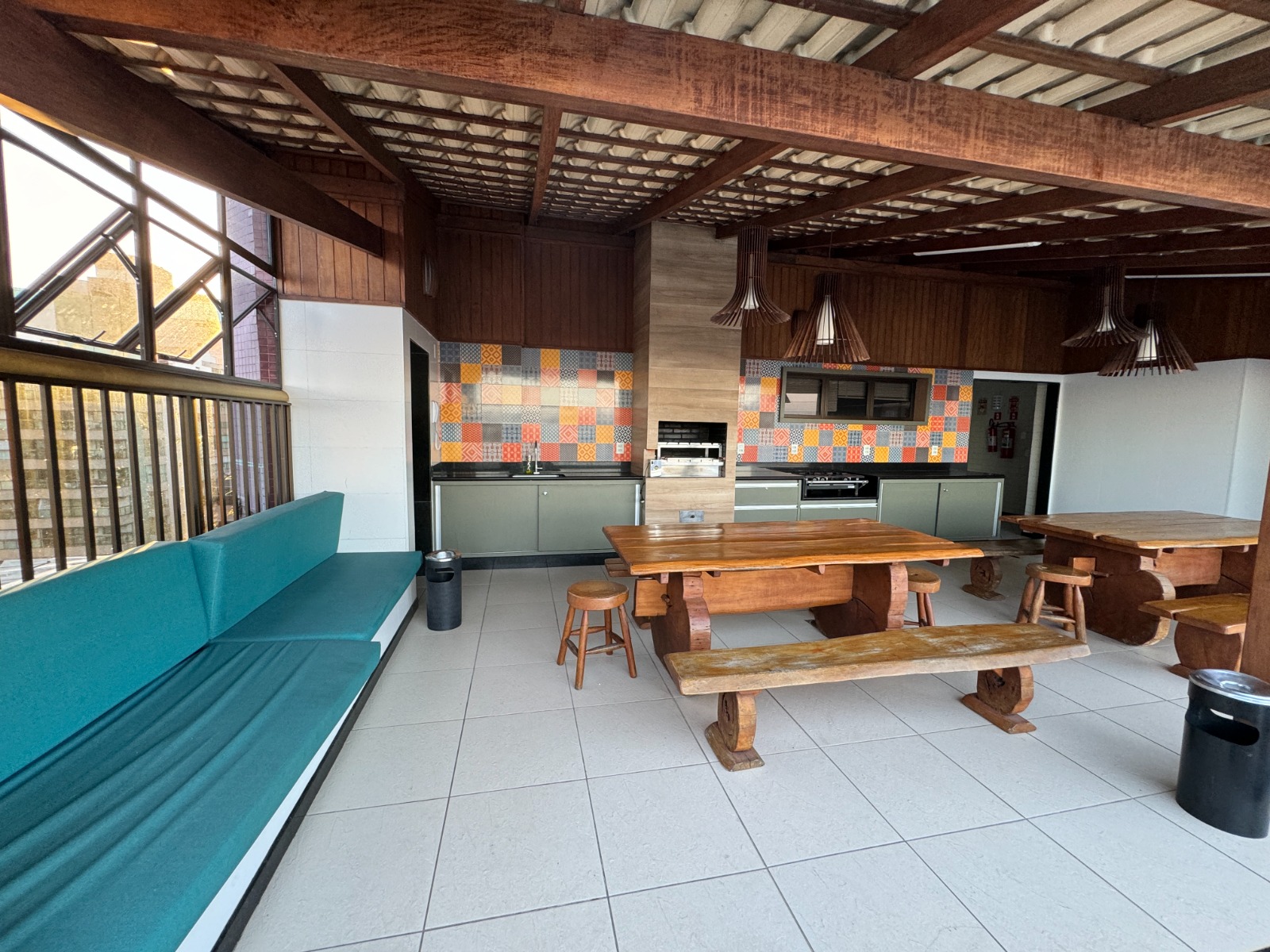 Apartamento de 04 Quantos com 02 Suítes na Praia da Costa