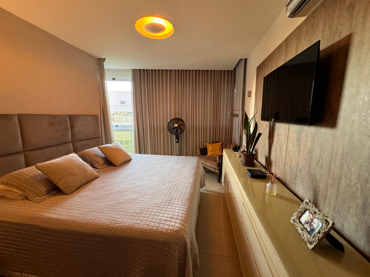 Apartamento de 03 Quartos com 02 Suítes na Praia da Costa