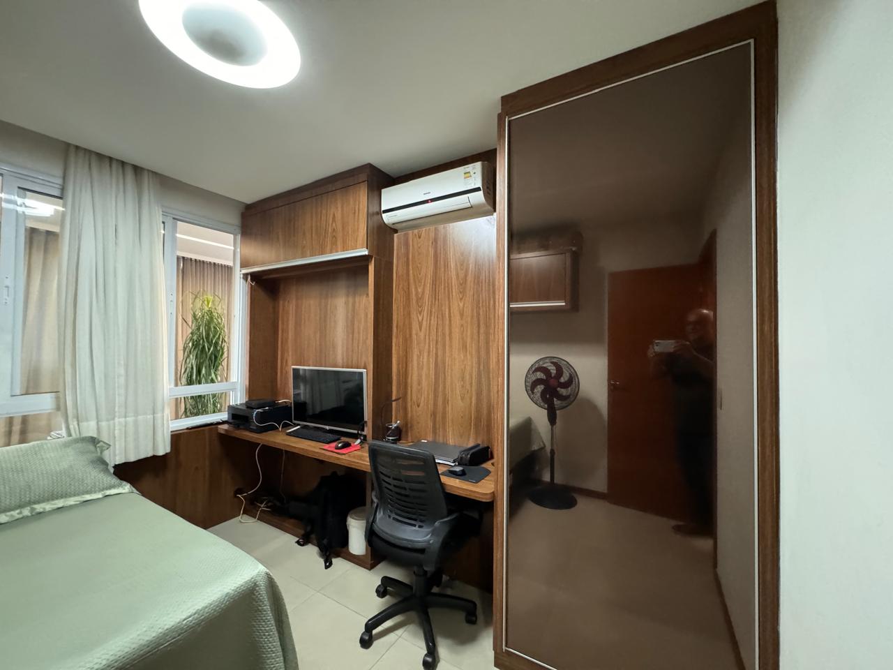 Apartamento de 03 Quartos com 02 Suítes na Praia da Costa