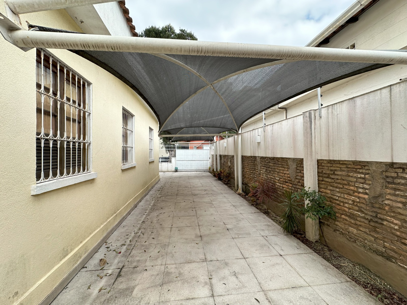 Casa de 03 Quartos com Suíte no Centro de Vila Velha 