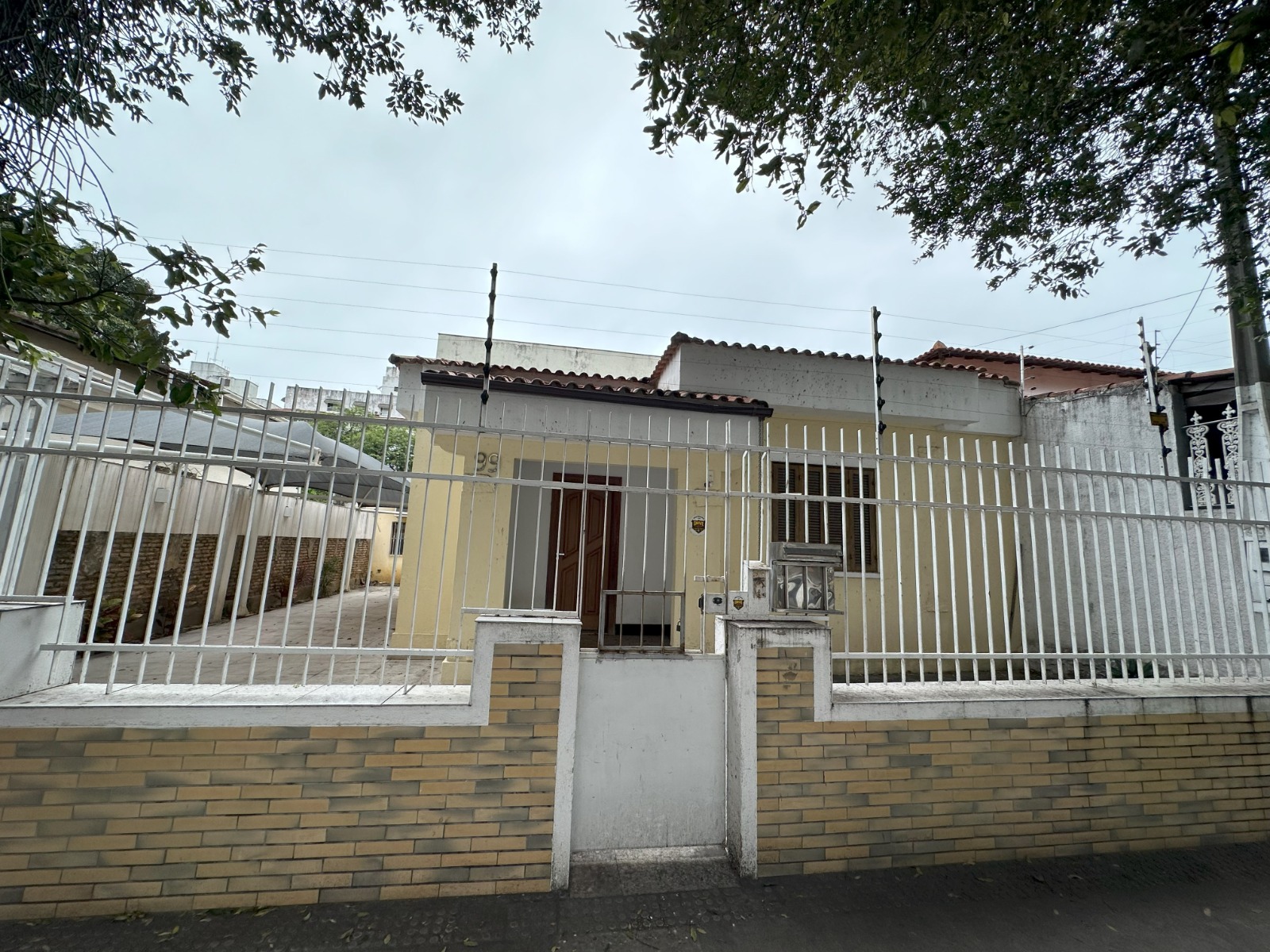 Casa de 03 Quartos com Suíte no Centro de Vila Velha 
