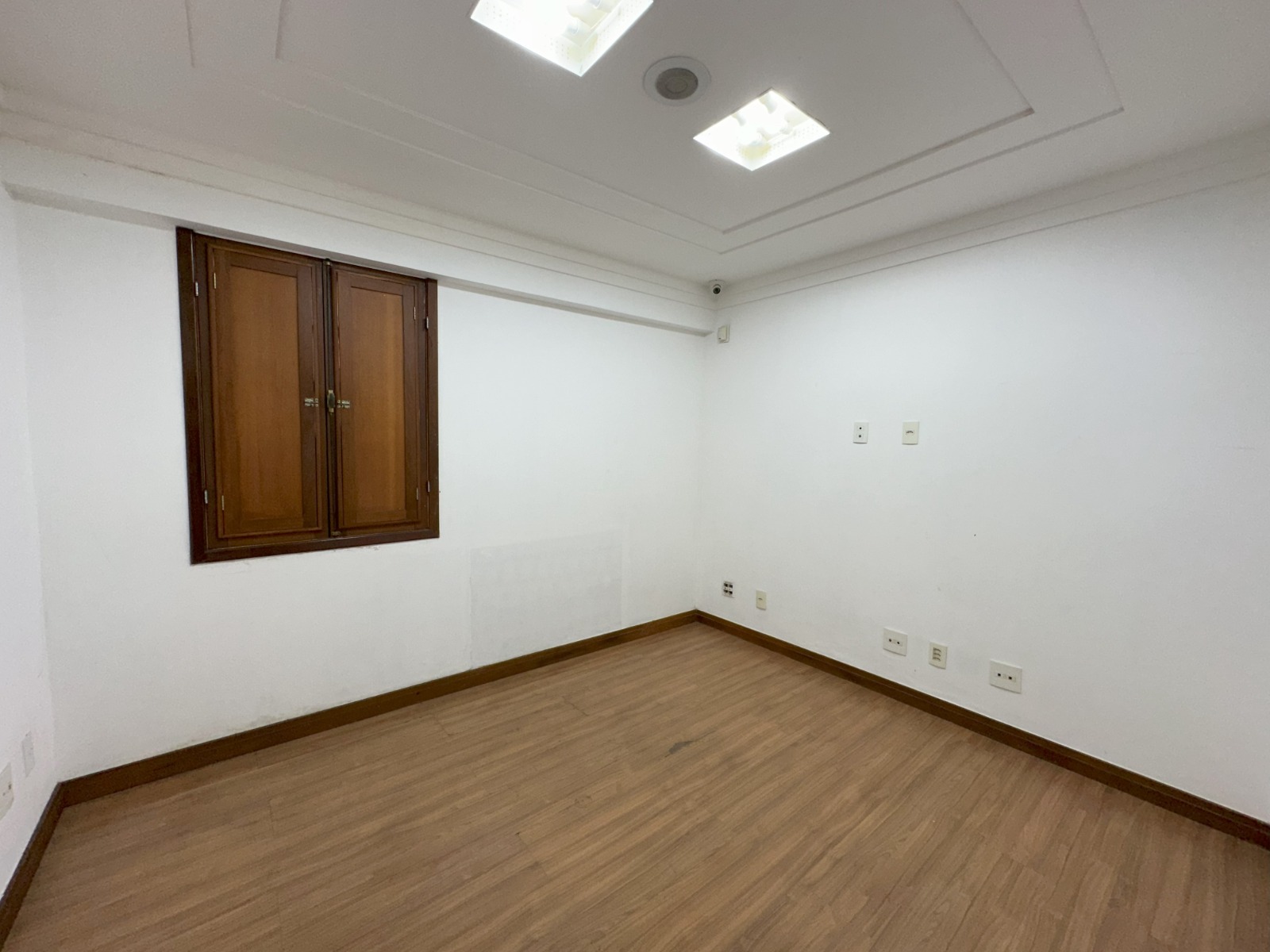 Casa de 03 Quartos com Suíte no Centro de Vila Velha 