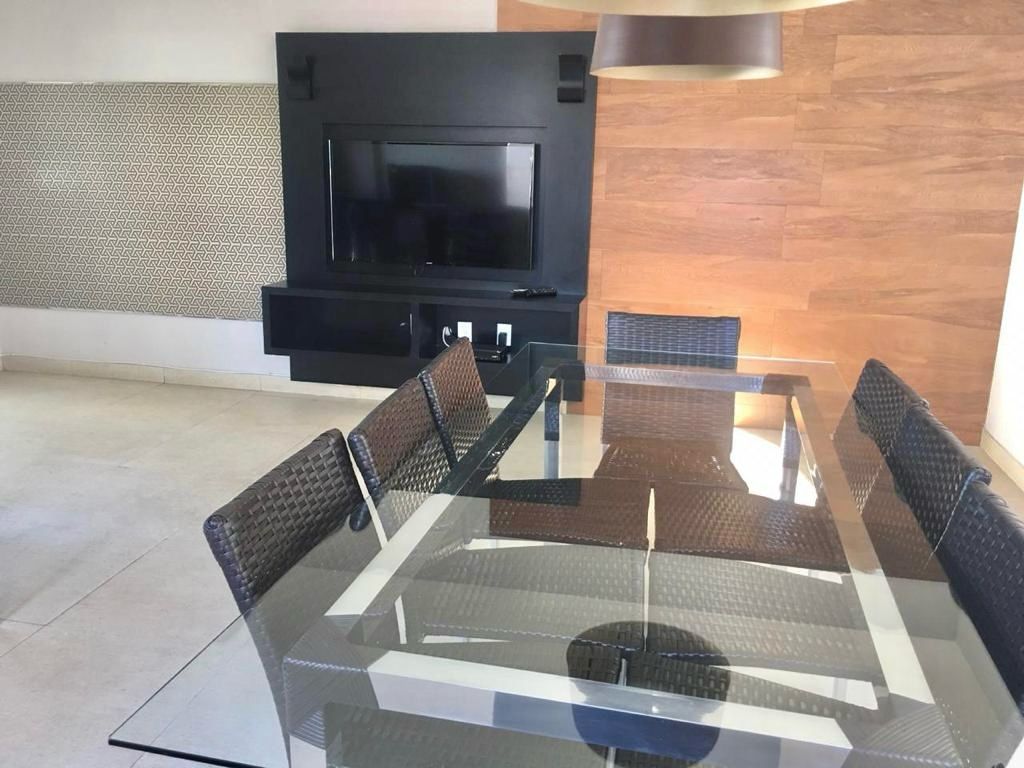 Apartamento de 04 Quartos com 02 Suítes na Praia da Costa 