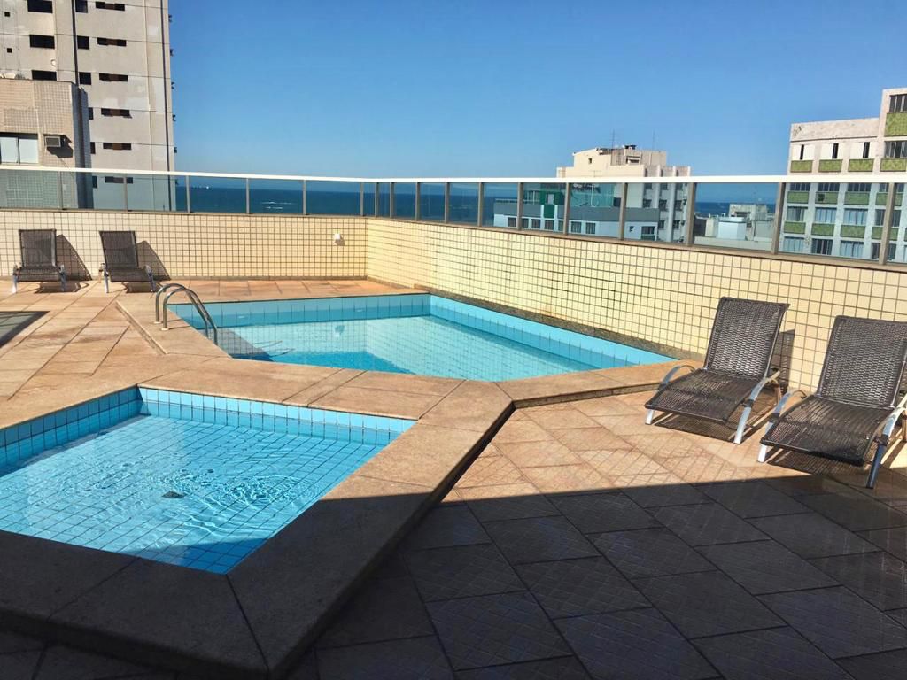 Apartamento de 04 Quartos com 02 Suítes na Praia da Costa 