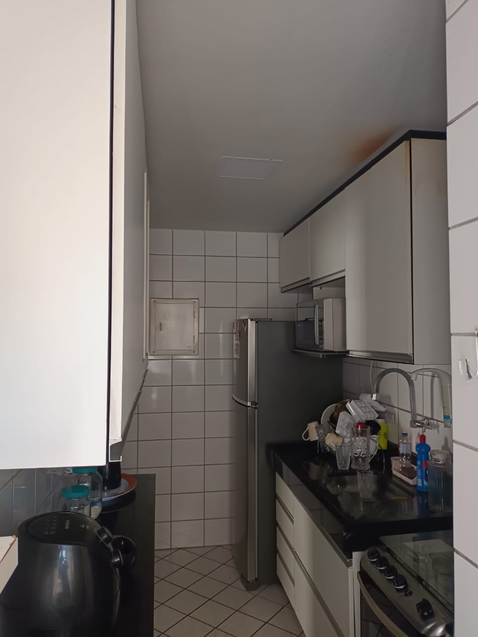Apartamento de 02 Quartos com Suíte na Praia da Costa 