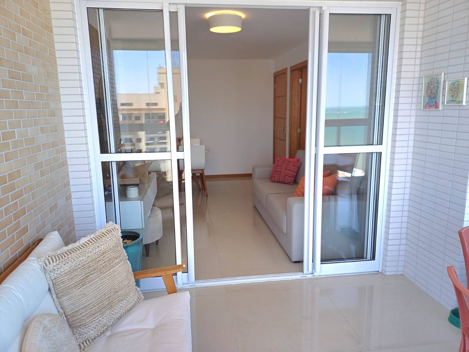 Apartamento de 03 Quartos com Suíte na Praia de Itaparica