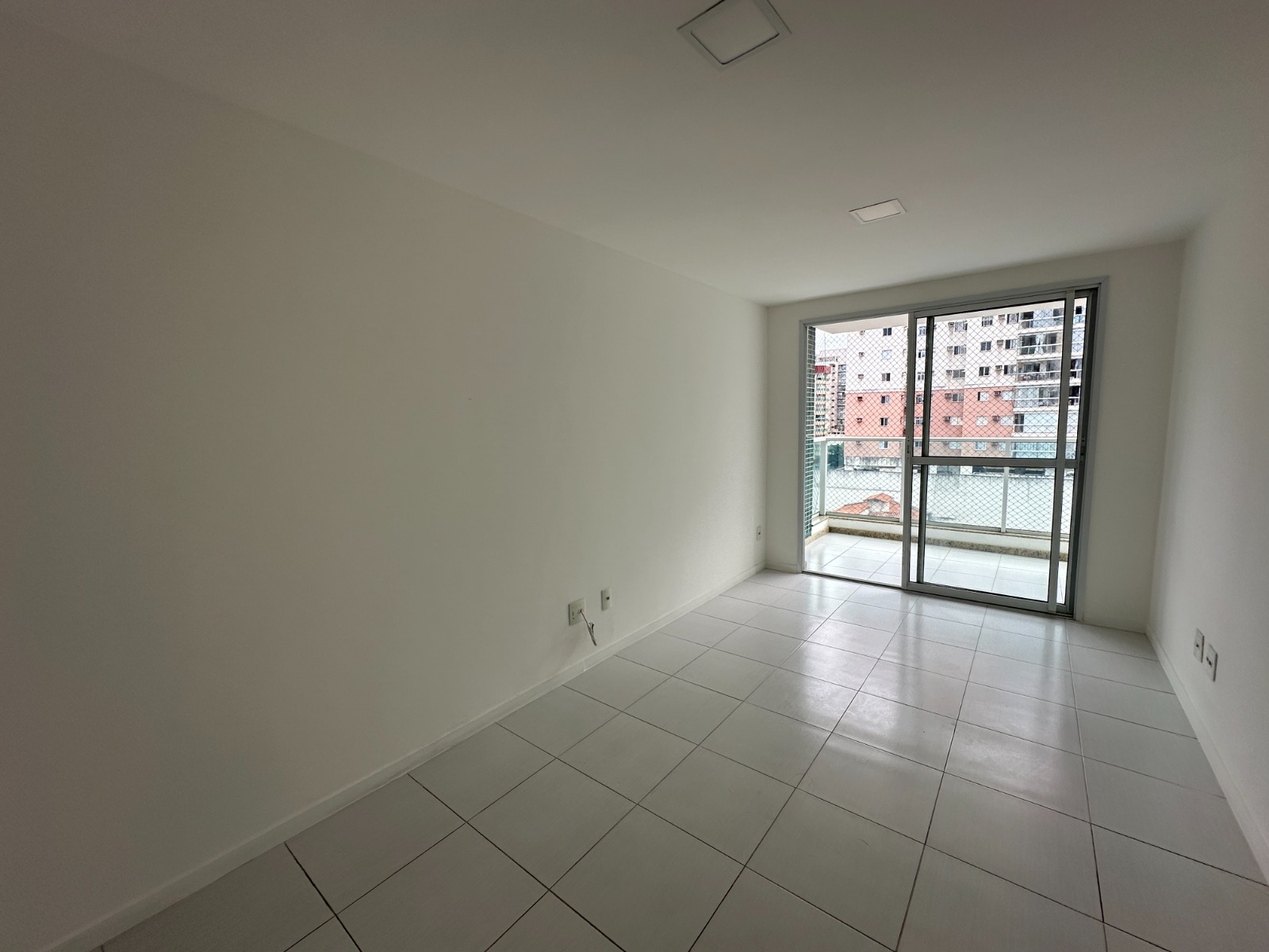 Apartamento de 02 Quartos com Suíte na Praia de Itaparica
