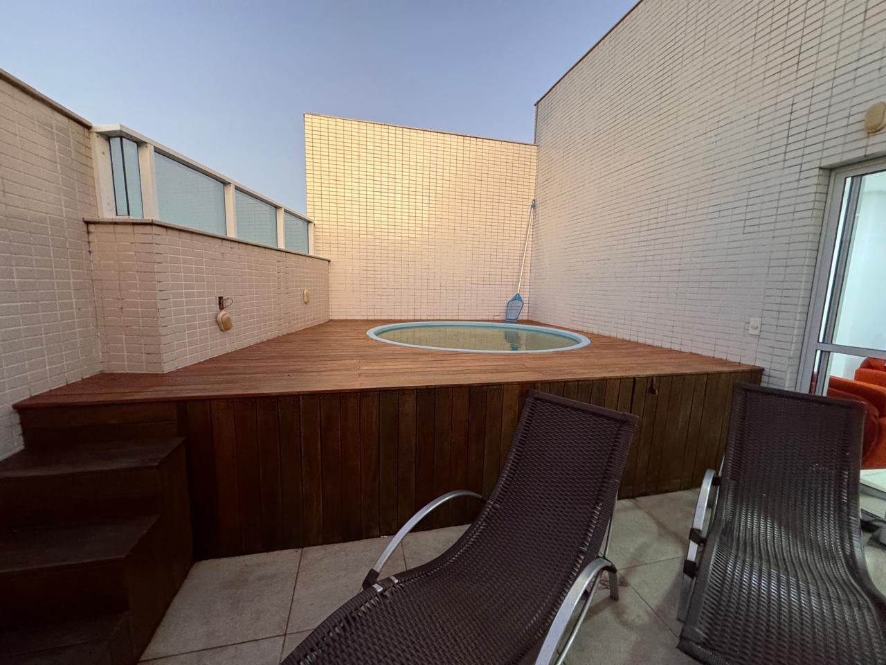 Cobertura Duplex de 03 Quartos com Suíte na Praia de Itaparica