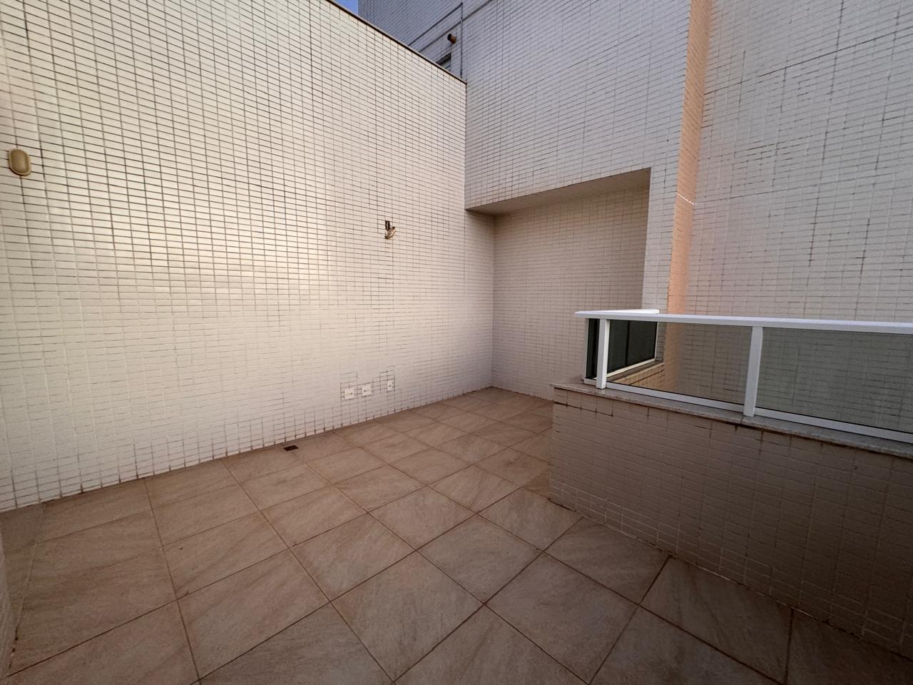 Cobertura Duplex de 03 Quartos com Suíte na Praia de Itaparica