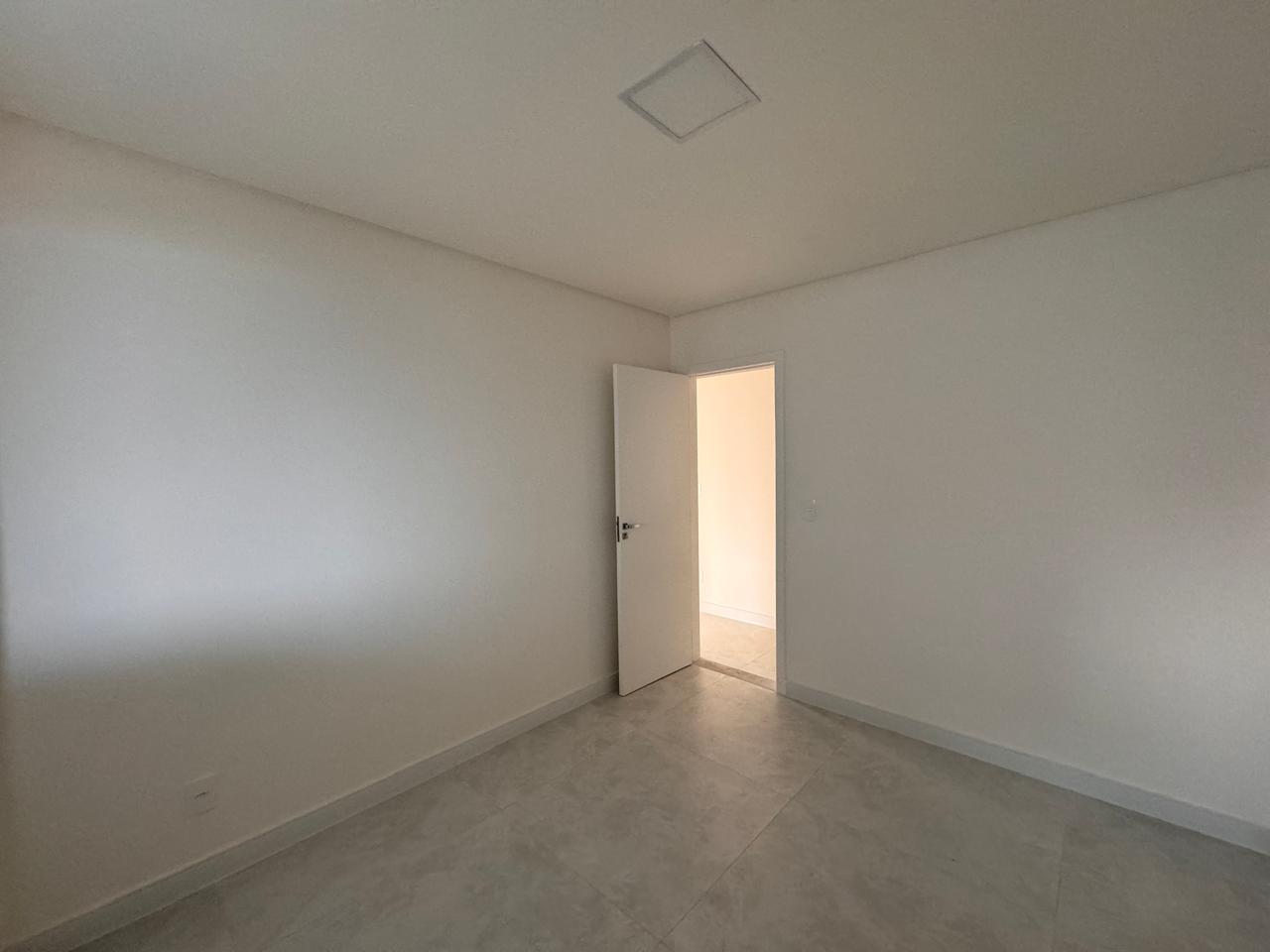 Apartamento de 03 Quartos com 1 Suíte na Praia de Itaparica