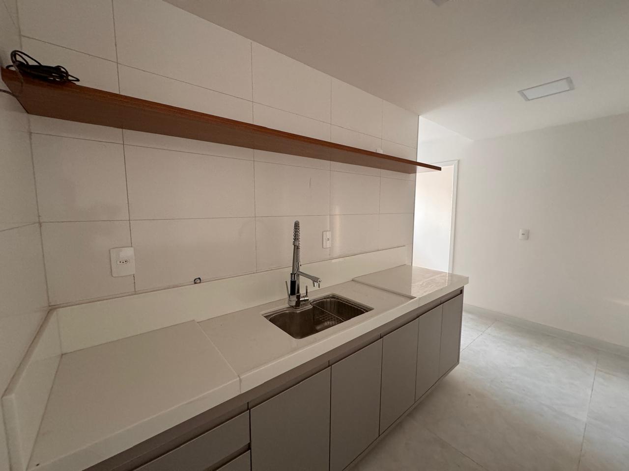 Apartamento de 03 Quartos com 1 Suíte na Praia de Itaparica