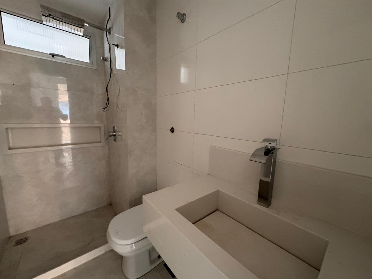Apartamento de 03 Quartos com 1 Suíte na Praia de Itaparica