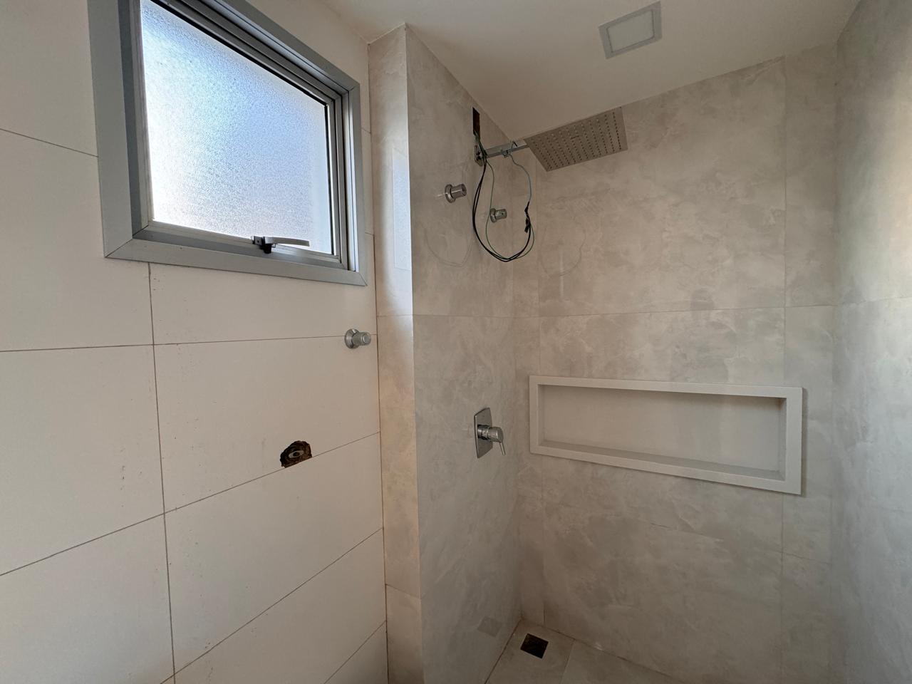 Apartamento de 03 Quartos com 1 Suíte na Praia de Itaparica