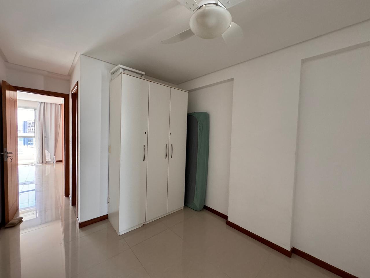Apartamento de 01 Quarto na Praia da Costa 