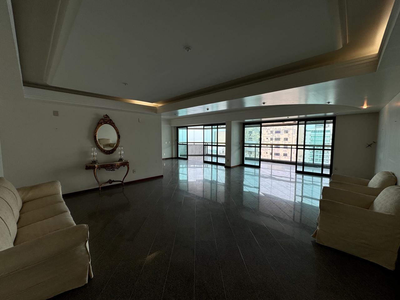 Apartamento de 04 Suítes na Praia da Costa