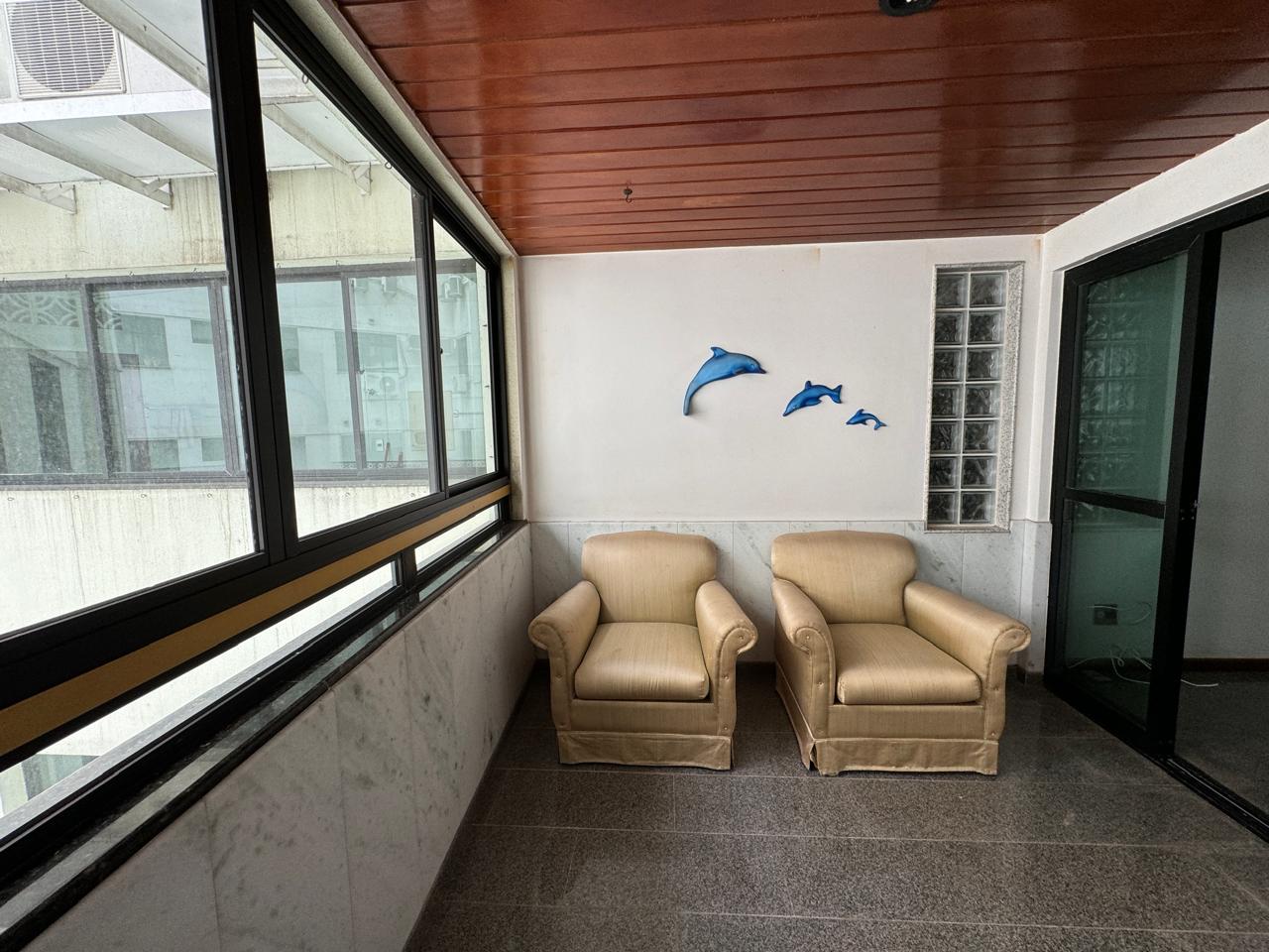 Apartamento de 04 Suítes na Praia da Costa