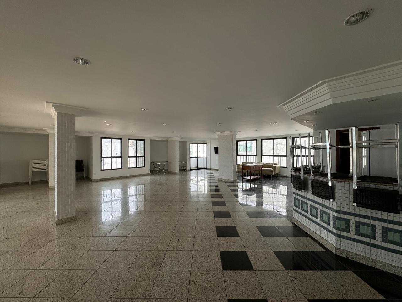 Apartamento de 04 Suítes na Praia da Costa
