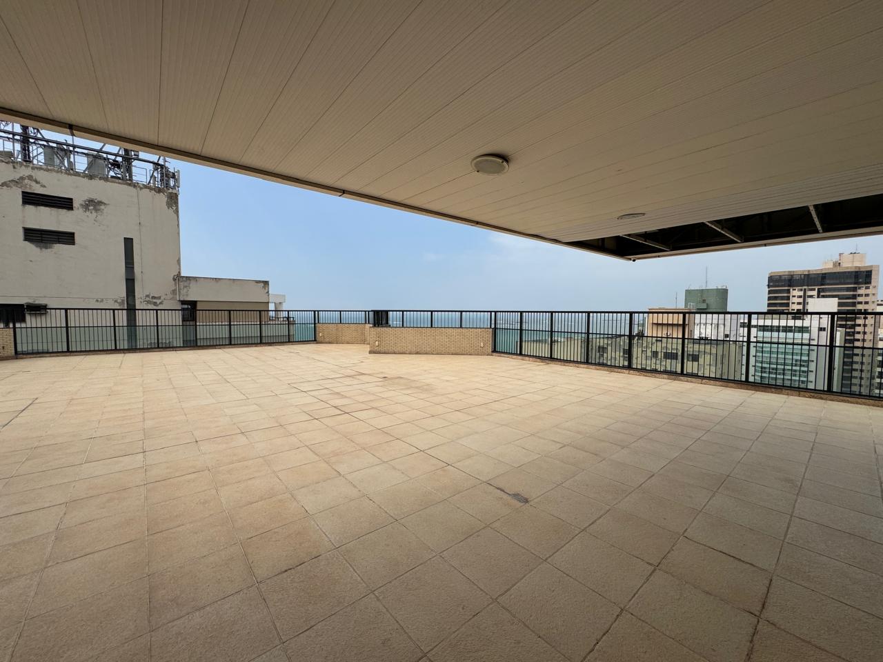 Apartamento de 04 Suítes na Praia da Costa