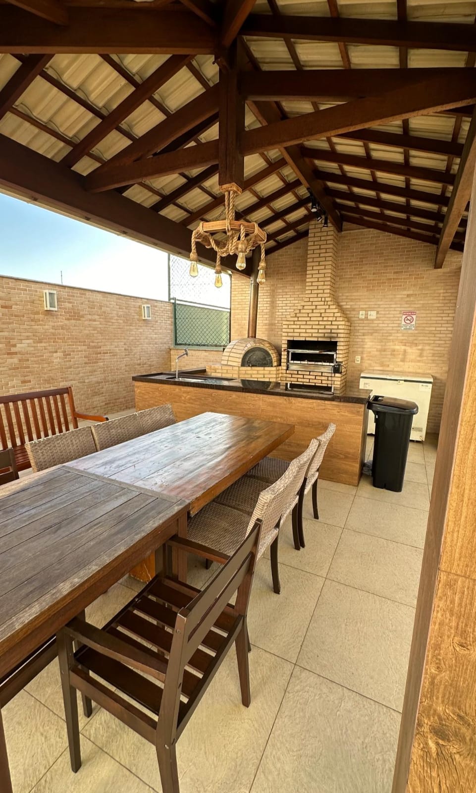 Cobertura com 03 Quartos e 02 Suítes na Praia de Itaparica