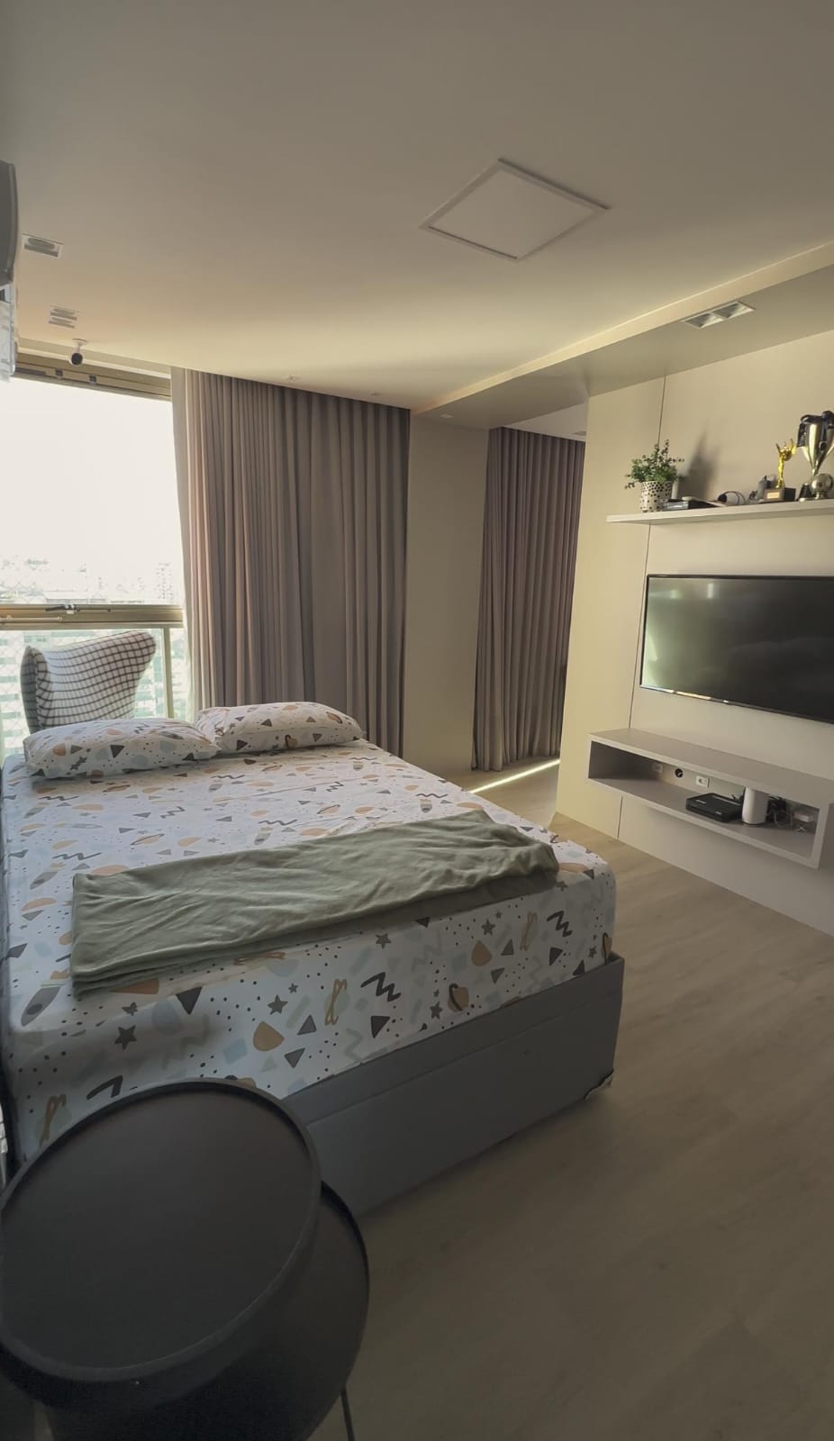 Cobertura com 03 Quartos e 02 Suítes na Praia de Itaparica