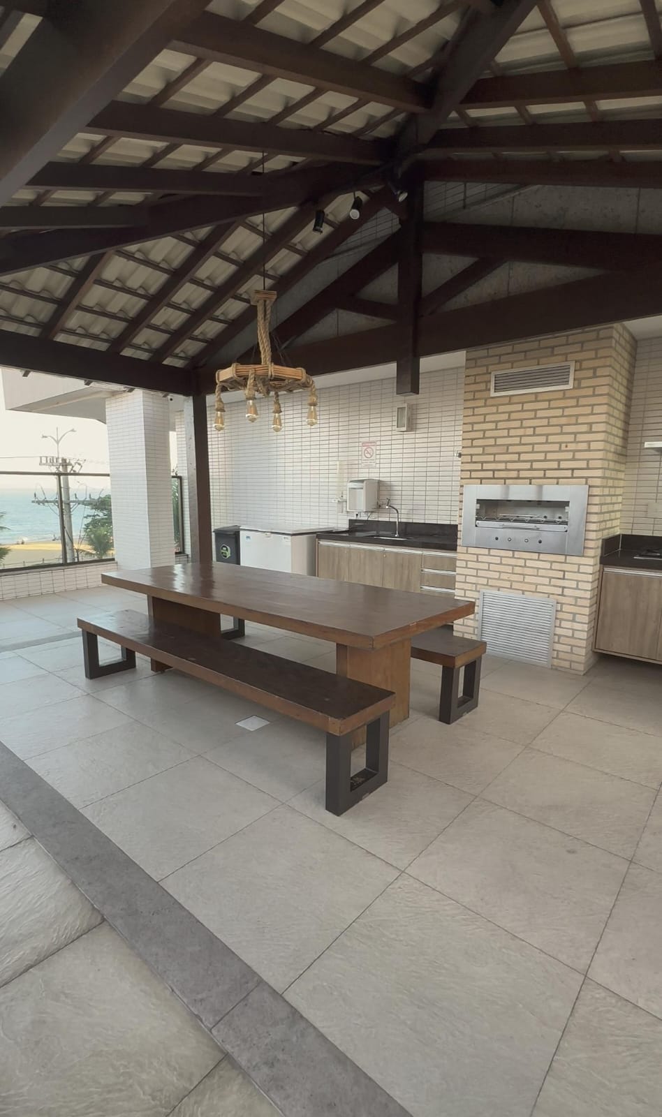 Cobertura com 03 Quartos e 02 Suítes na Praia de Itaparica